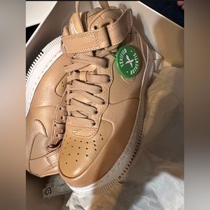 Nike Air Force 1 Mid
